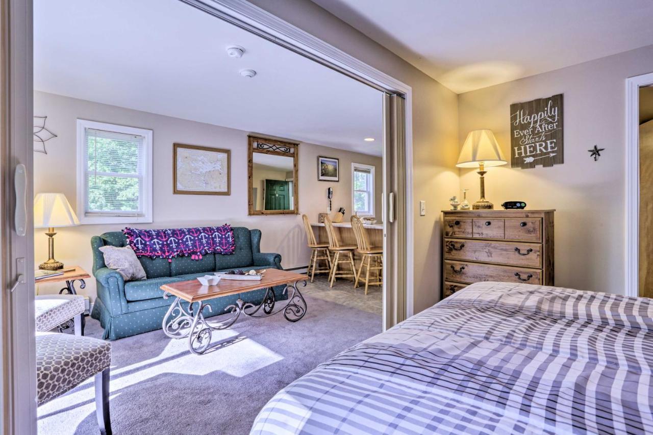 Lake Getaway Walk Across Street To Private Beach! Gilford Exterior photo